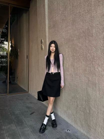 PR4DA ミニマリスト トライアングル ロゴ スカート【50％割引+送料無料】