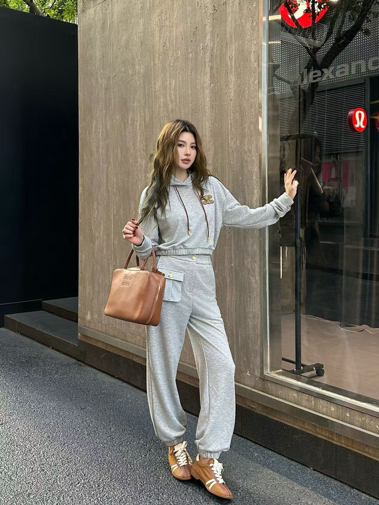 CEL1NE ツーピースセット：フード付きジャケットとパンツ【50％割引+送料無料】