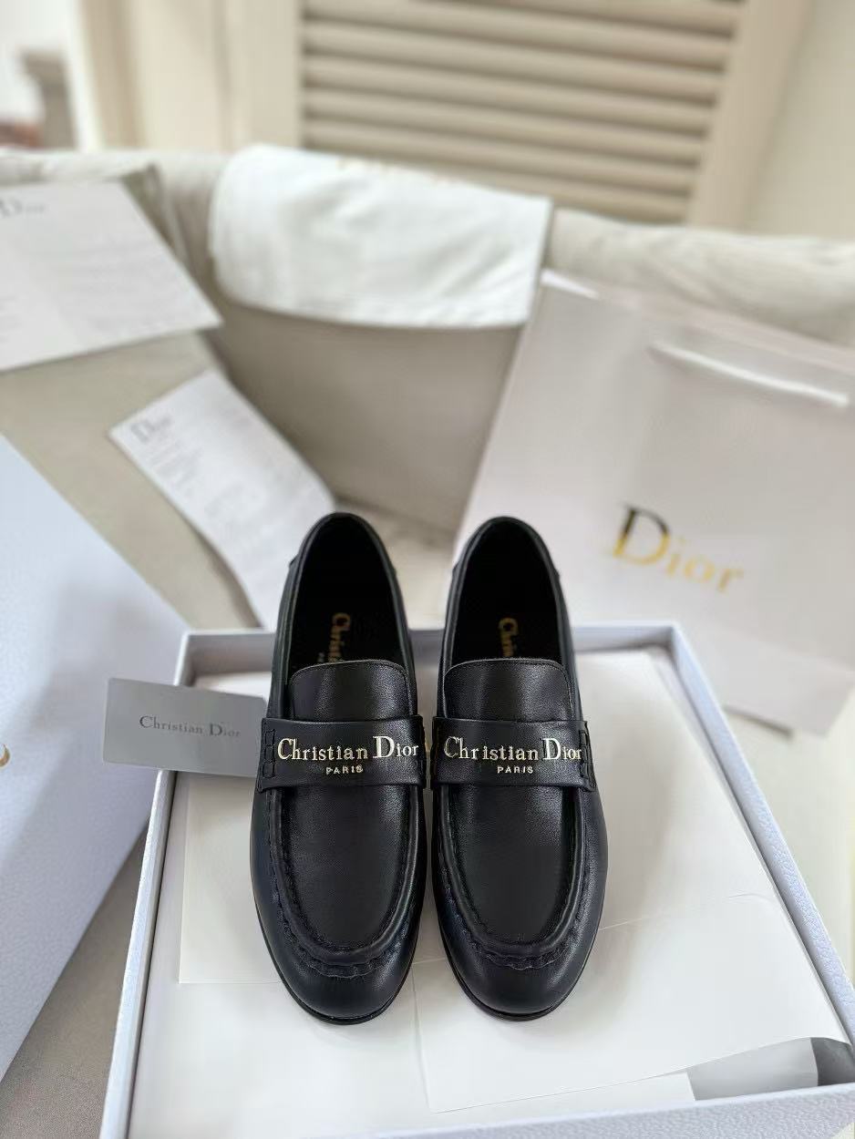 DIORの高品質レターローファー【50％割引+送料無料】