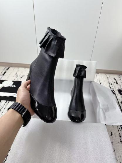 CHANE1 高品質フリルローヒールアンクルブーツ【50％割引+送料無料】