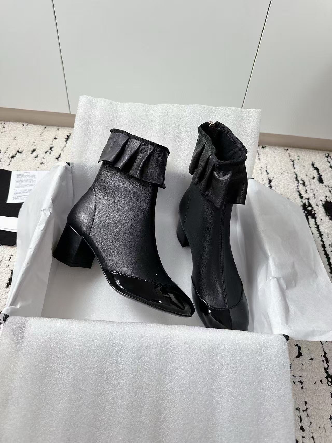 CHANE1 高品質フリルローヒールアンクルブーツ【50％割引+送料無料】