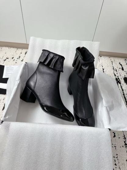 CHANE1 高品質フリルローヒールアンクルブーツ【50％割引+送料無料】