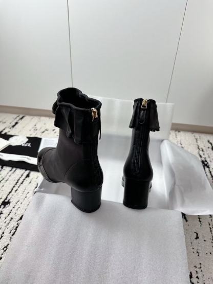 CHANE1 高品質フリルローヒールアンクルブーツ【50％割引+送料無料】