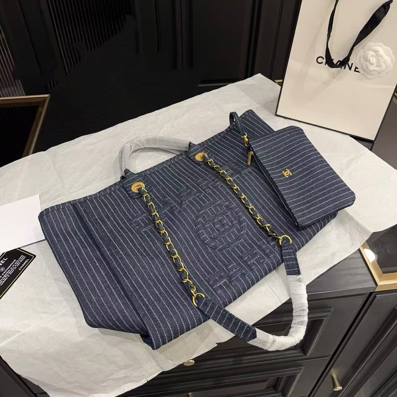 CHANE1 デニムチェーンビーチバッグ【50％割引+送料無料】