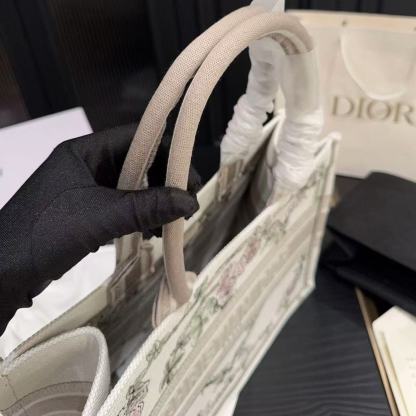 DIOR 刺繍 ピオニー トートバッグ【50％割引+送料無料】