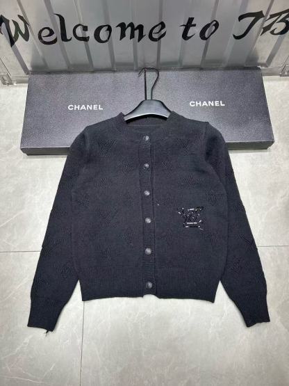 LV四つ葉のクローバー透かし彫りプリントウールカーディガン【50％割引+送料無料】