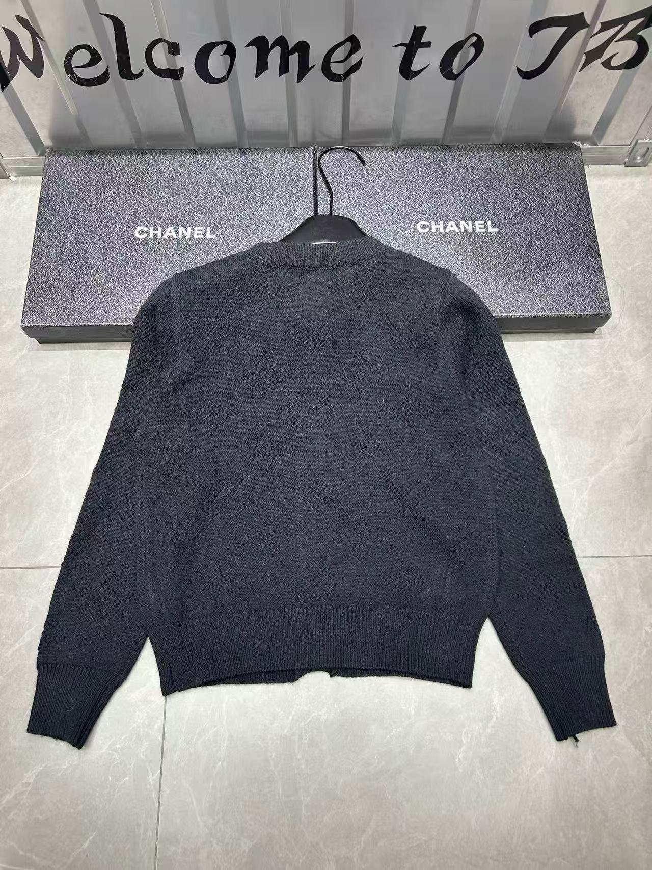 LV四つ葉のクローバー透かし彫りプリントウールカーディガン【50％割引+送料無料】