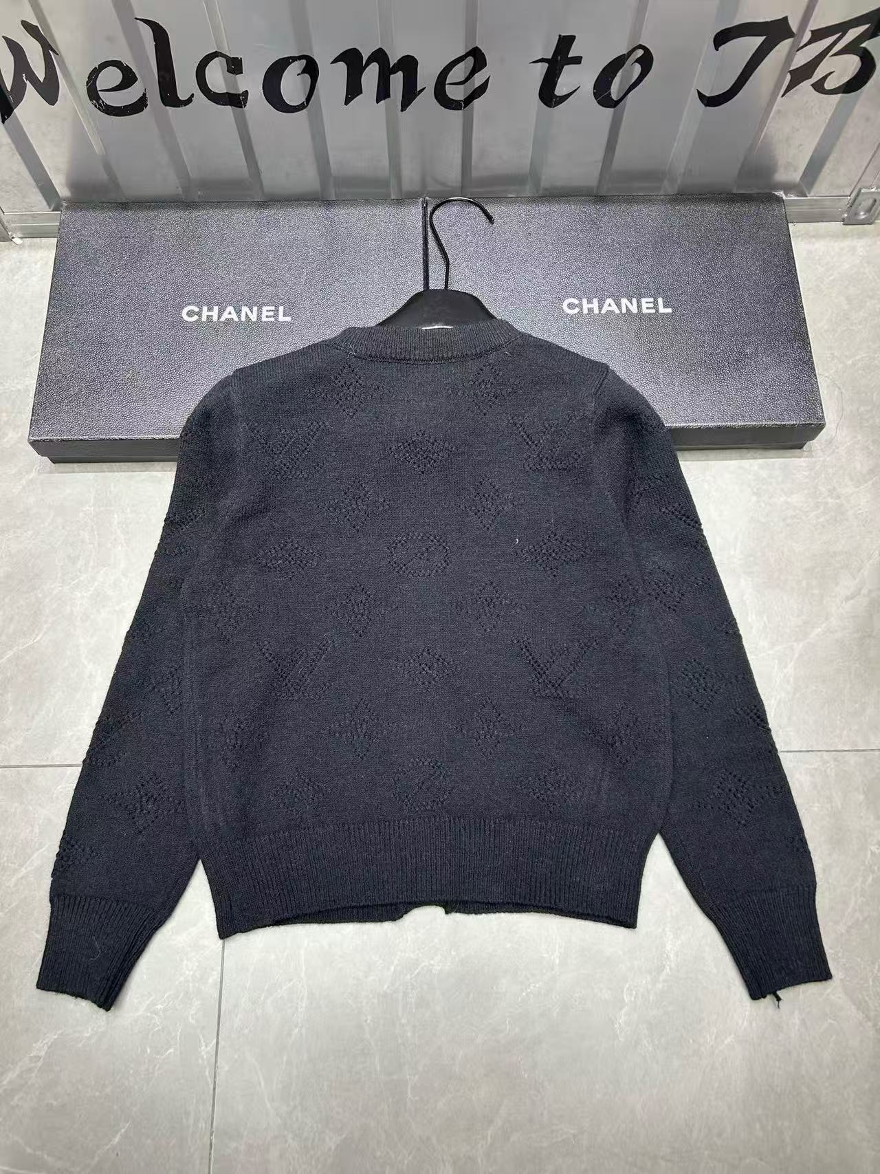 LV四つ葉のクローバー透かし彫りプリントウールカーディガン【50％割引+送料無料】