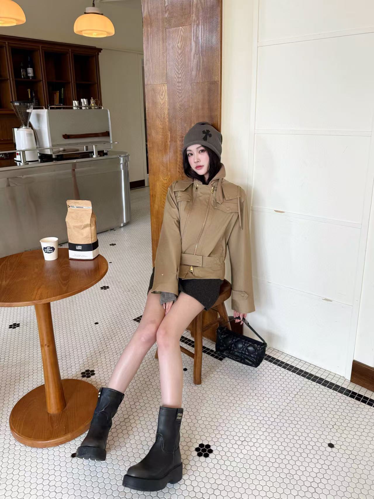 FEND1 高品質ジップアップジャケット【50％割引+送料無料】