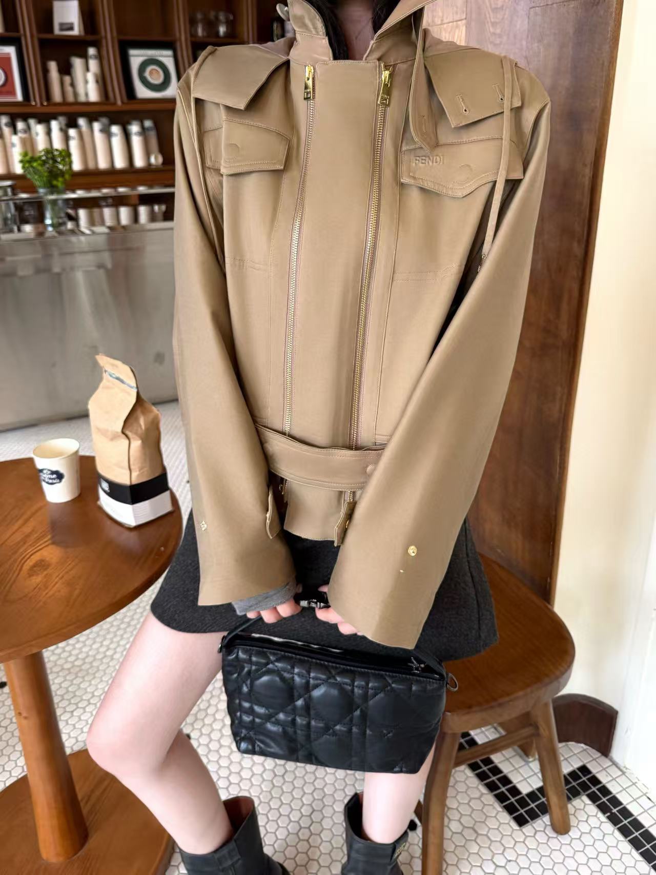 FEND1 高品質ジップアップジャケット【50％割引+送料無料】