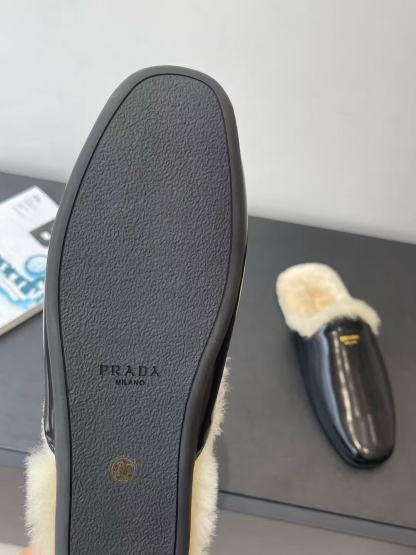 PR4DA 高品質本毛皮スリッパ【50％割引+送料無料】