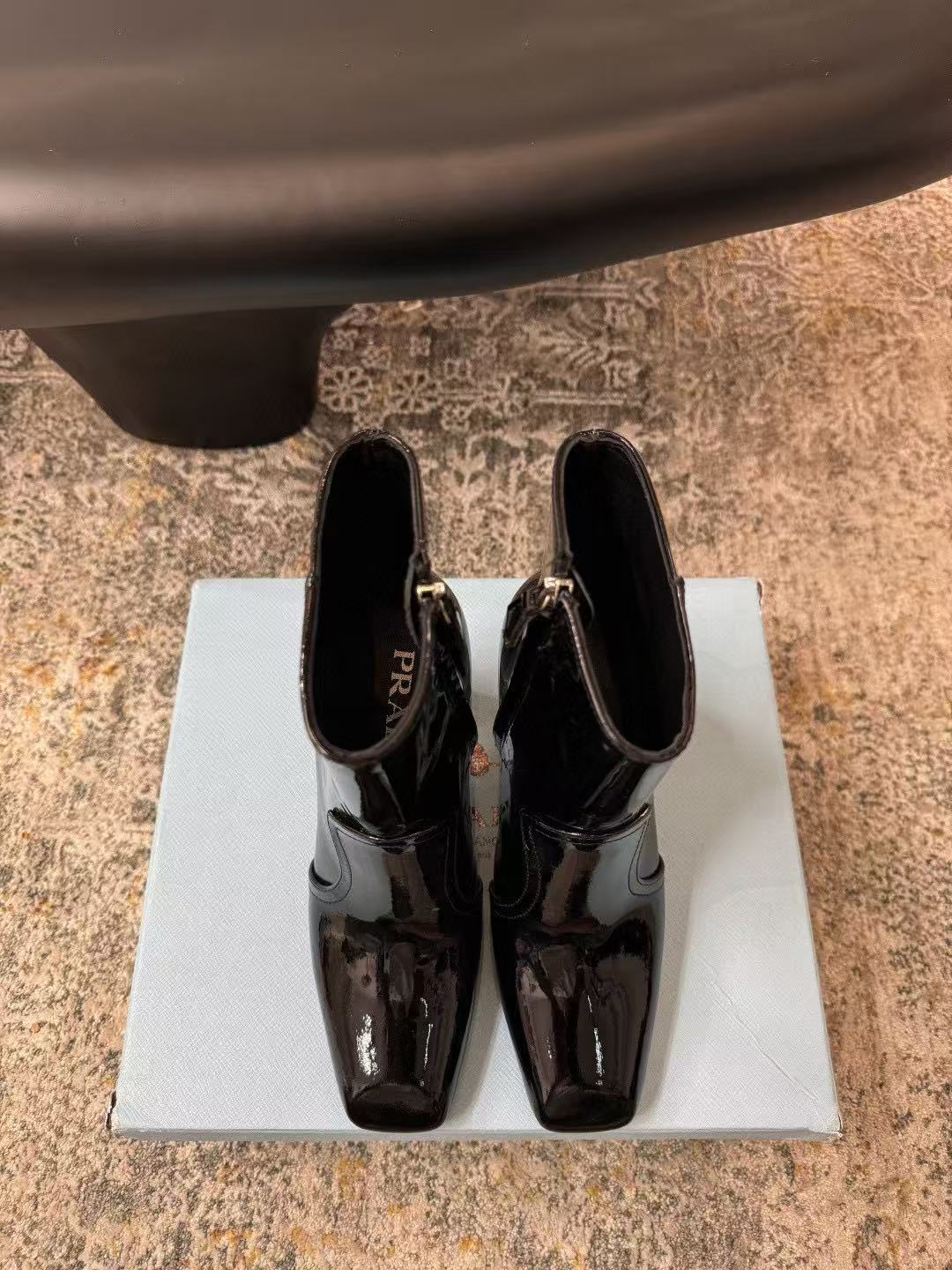 PR4DA 高品質スクエアトゥハイヒールアンクルブーツ【50％割引+送料無料】