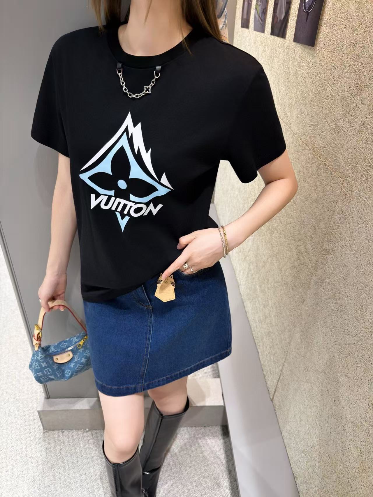 LV四つ葉のクローバーチェーンTシャツ【50％割引+送料無料】