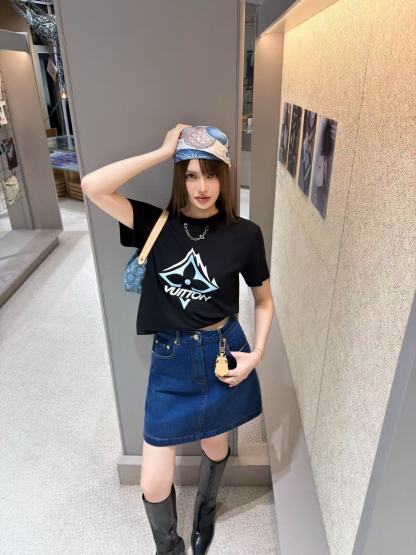 LV四つ葉のクローバーチェーンTシャツ【50％割引+送料無料】