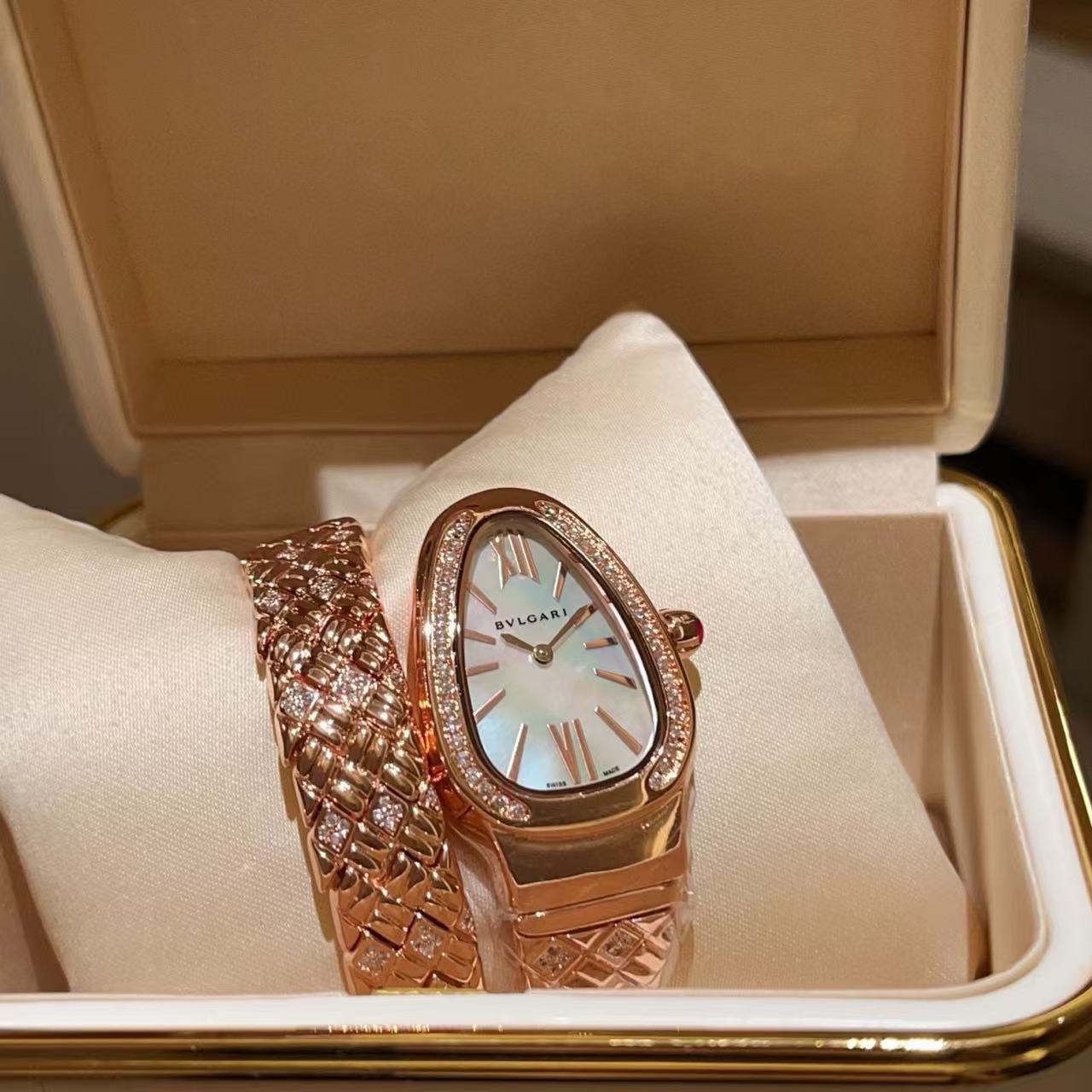 BVLGAR1 ダイヤモンドセット スネークヘッド レディースウォッチ【50％割引+送料無料】