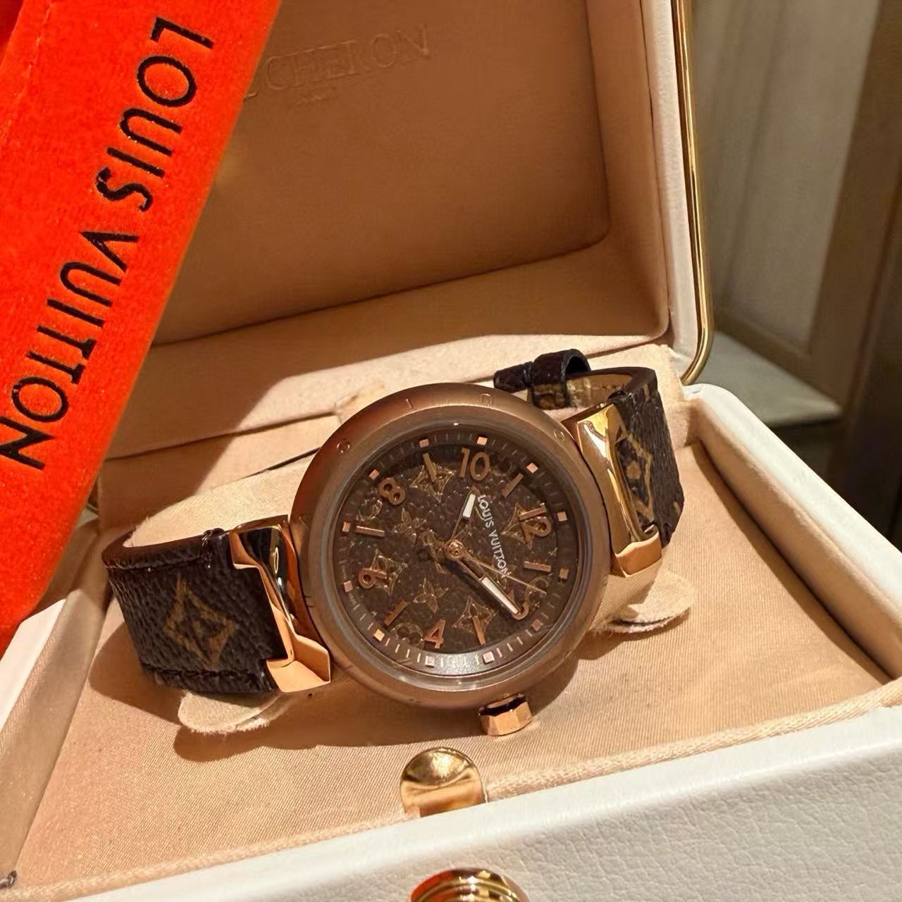 LVモノグラムレザーストラップレディース腕時計【50％割引+送料無料】