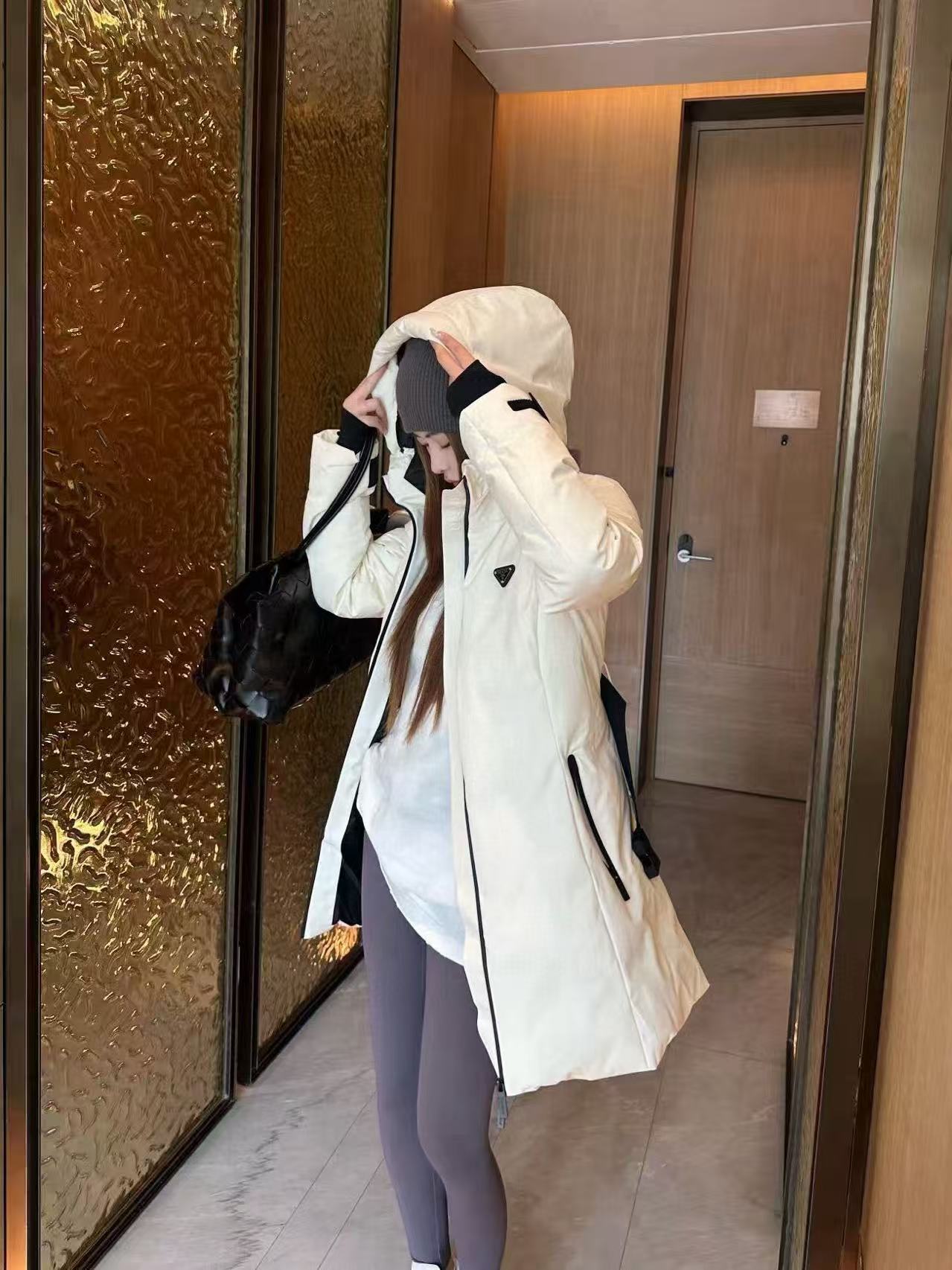 PR4DA フード付きトライアングルロゴダウンジャケット【50％割引+送料無料】