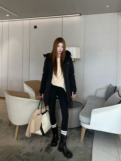 PR4DA フード付きトライアングルロゴダウンジャケット【50％割引+送料無料】