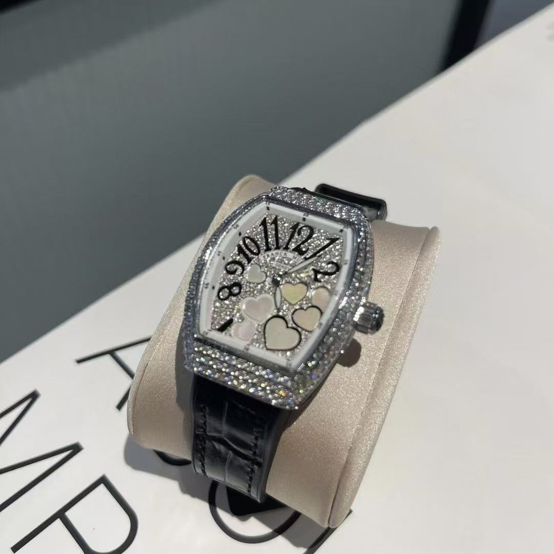 Frank Mul1erバレル型のダイヤモンドがちりばめられたレディース腕時計【50％割引+送料無料】