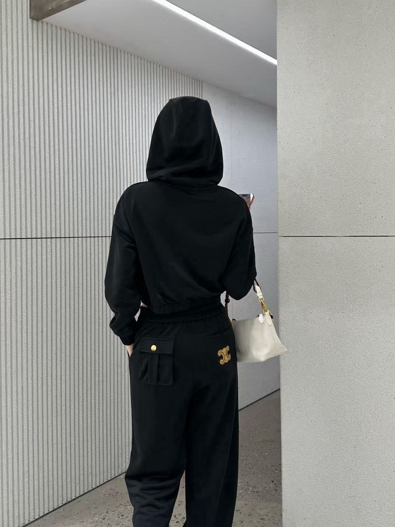 CEL1NE ツーピースセット：フード付きジャケットとパンツ【50％割引+送料無料】