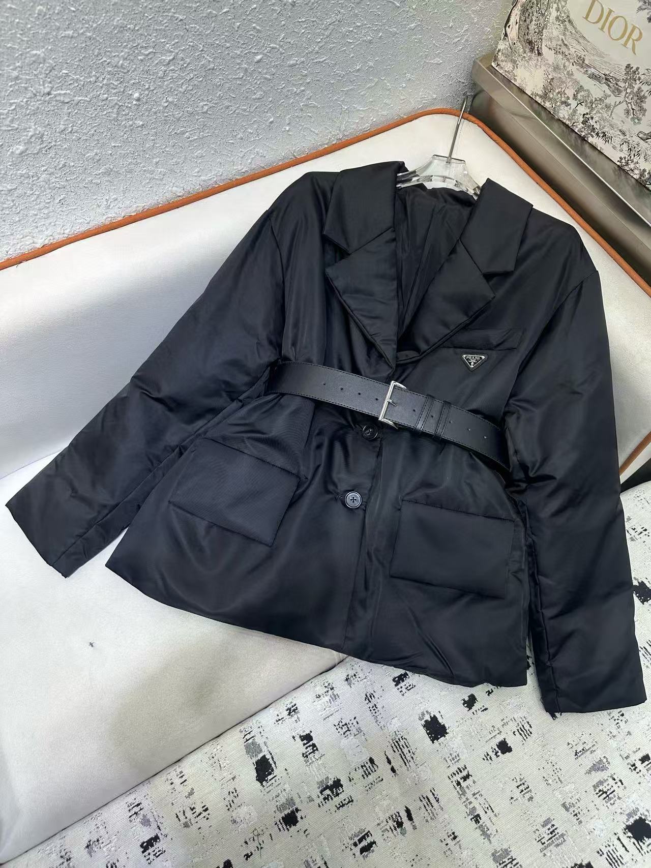 PR4DA高品質トライアングルロゴダウンジャケット【50％割引+送料無料】