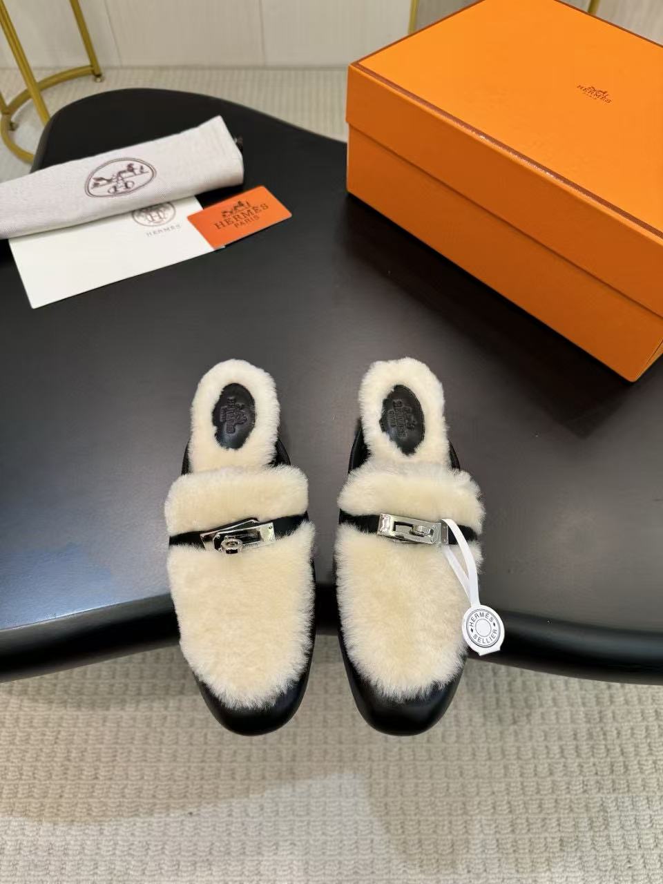 HERME5 高品質ウールスリッパ【50％割引+送料無料】