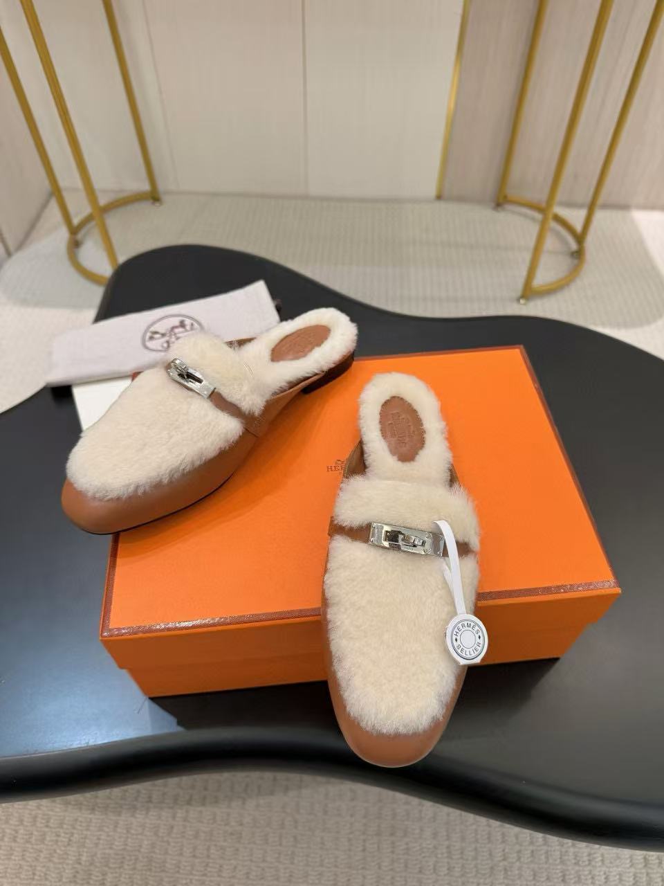 HERME5 高品質ウールスリッパ【50％割引+送料無料】