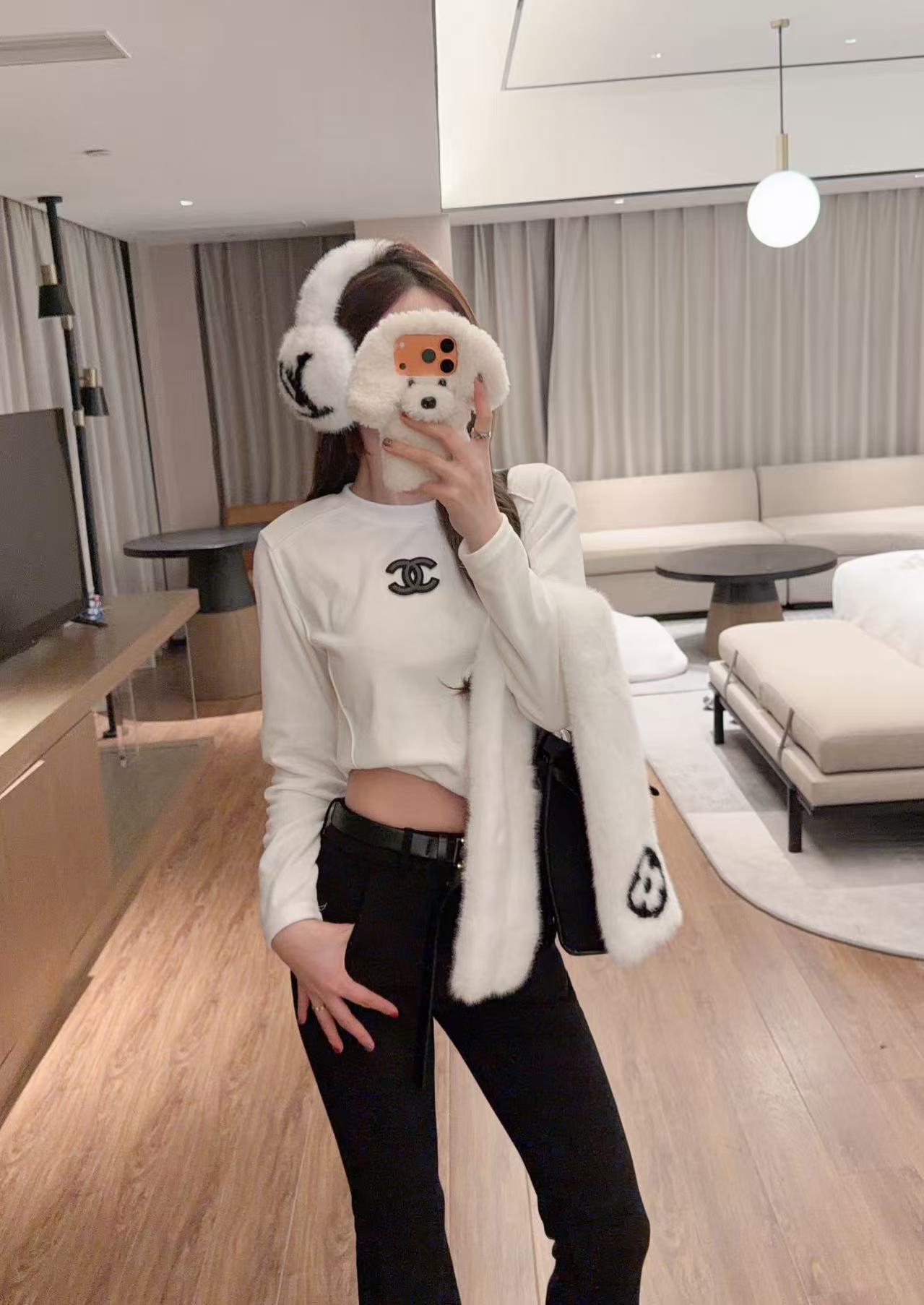 LVクローバーイヤーマフ＋スカーフ ツーピースセット【50％割引+送料無料】