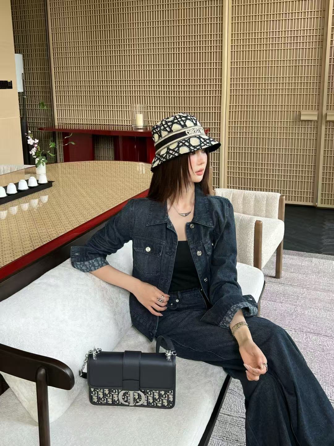 DI0Rデニムジャケットとパンツのツーピースセット【50％割引+送料無料】