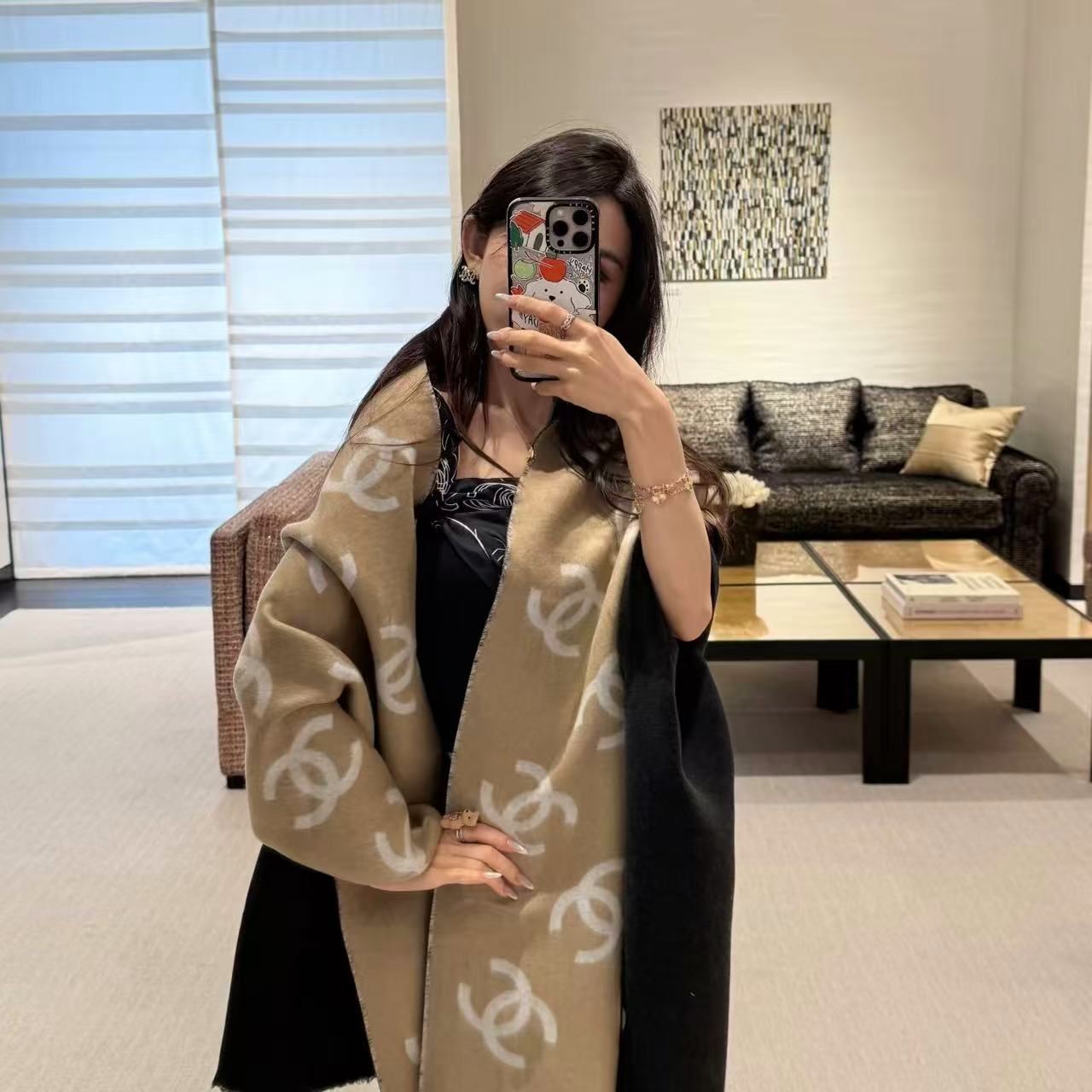 CHANE1フルロゴダブルCカシミアスカーフ【50％割引+送料無料】