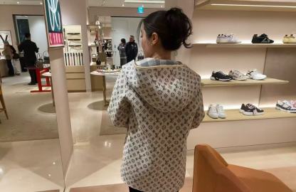 LV 両面チェック柄フード付きジャケット【50％割引+送料無料】