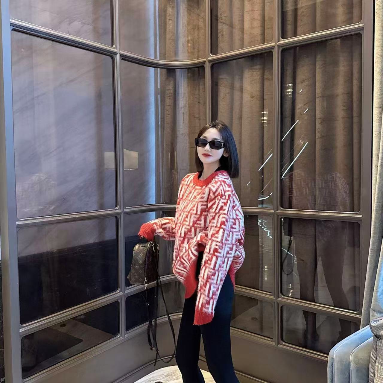 FEND1FF ウールセーター【50％割引+送料無料】