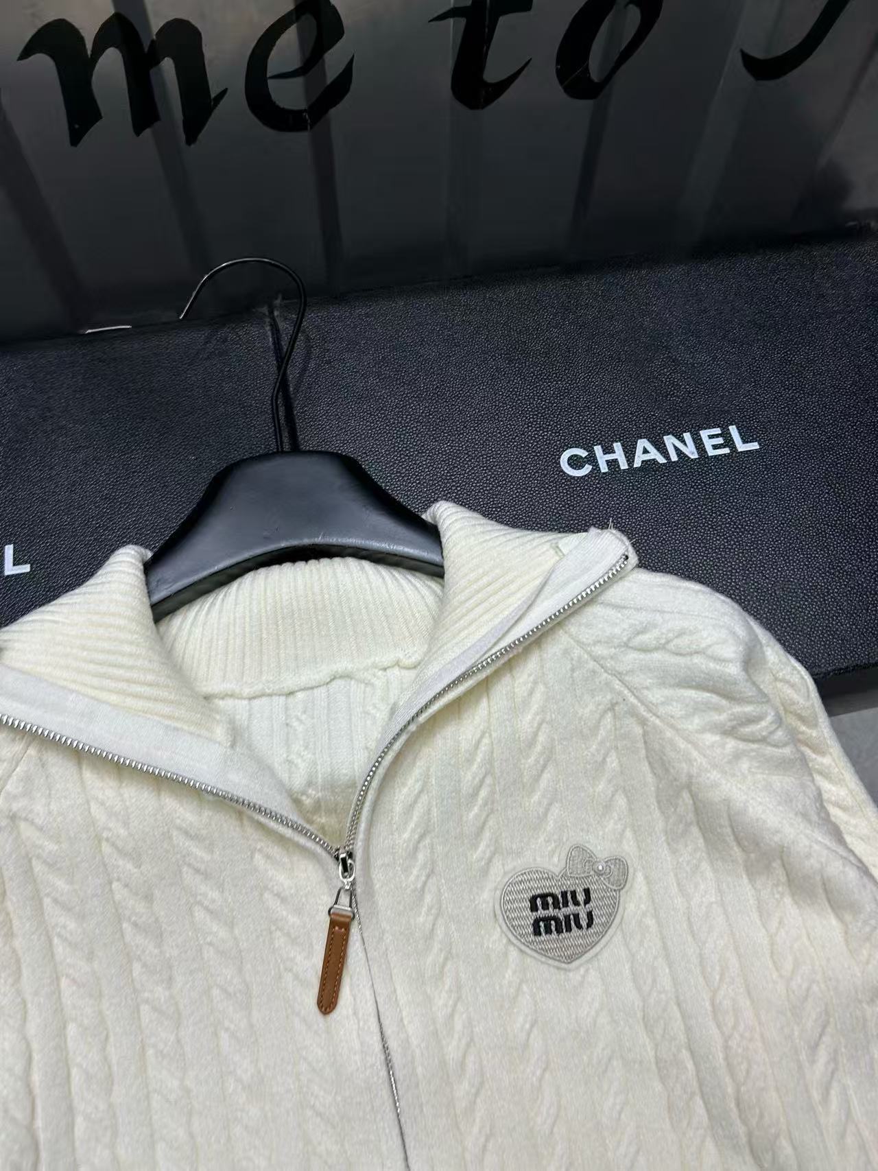 M1UM1U シンプルジッパーウールカーディガン【50％割引+送料無料】