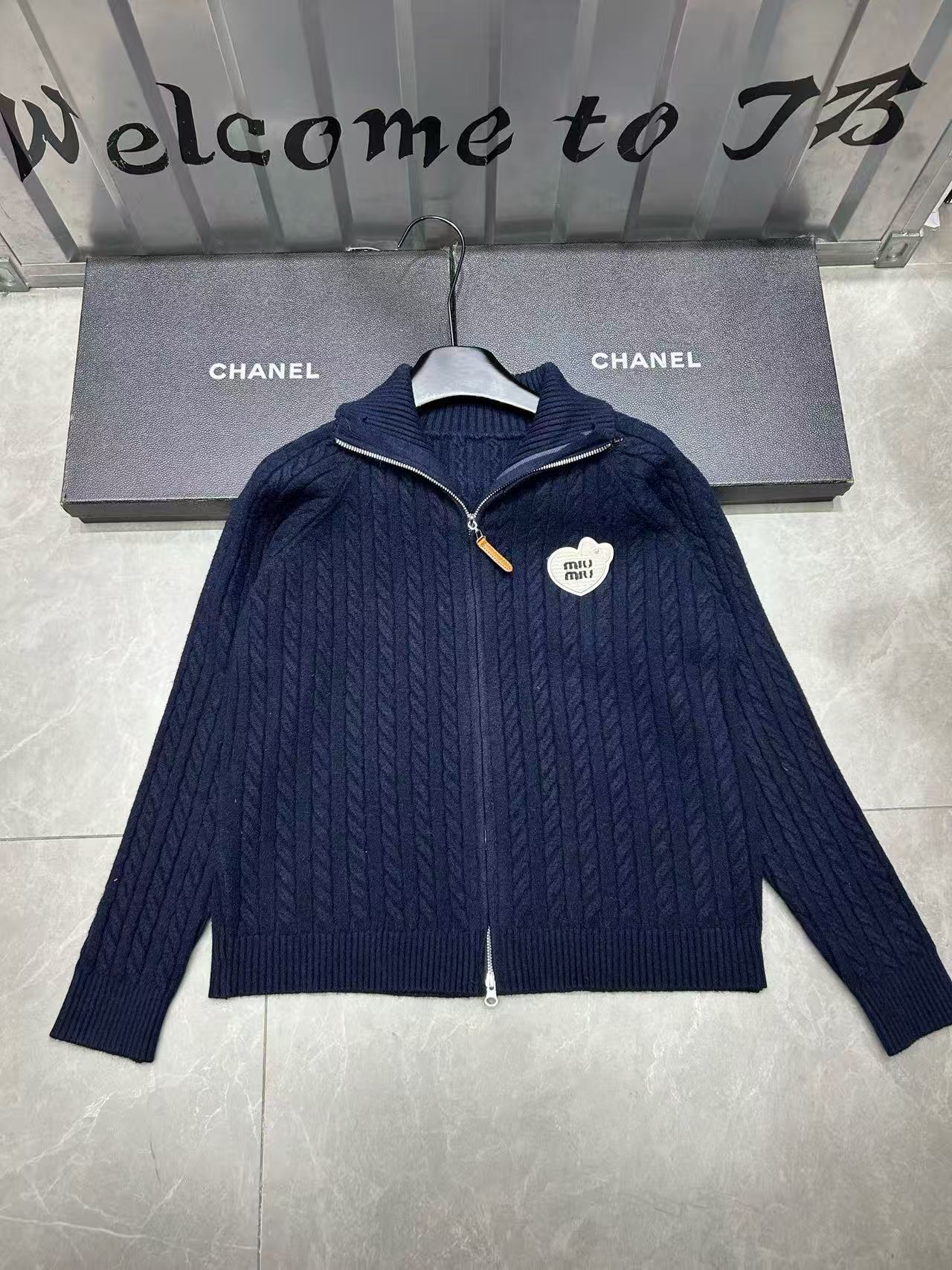 M1UM1U シンプルジッパーウールカーディガン【50％割引+送料無料】