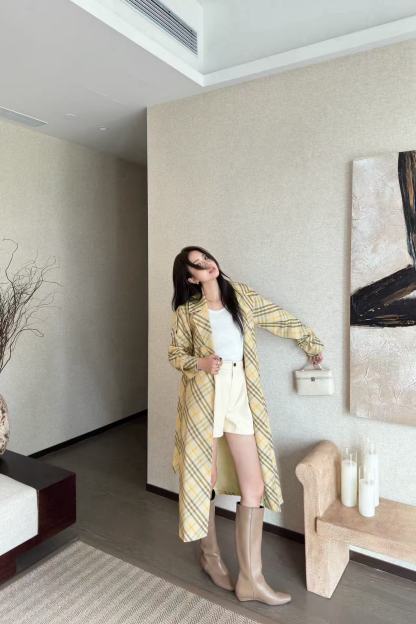 BUR8ERRY チェック柄ベルト付きトレンチコート【50％割引+送料無料】