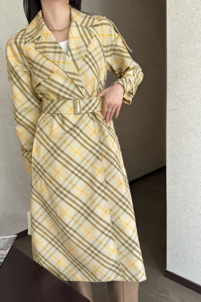 BUR8ERRY チェック柄ベルト付きトレンチコート【50％割引+送料無料】