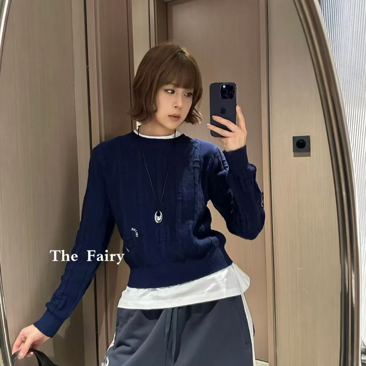 CEL1NE 刺繍レターセーター【50％割引+送料無料】