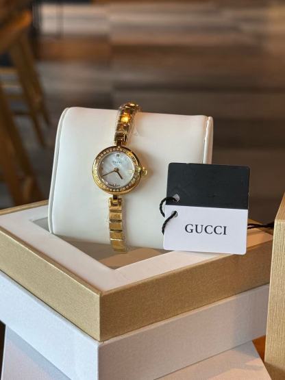 GUCC1 ラウンドダイヤモンドセットレディースウォッチ【50％割引+送料無料】