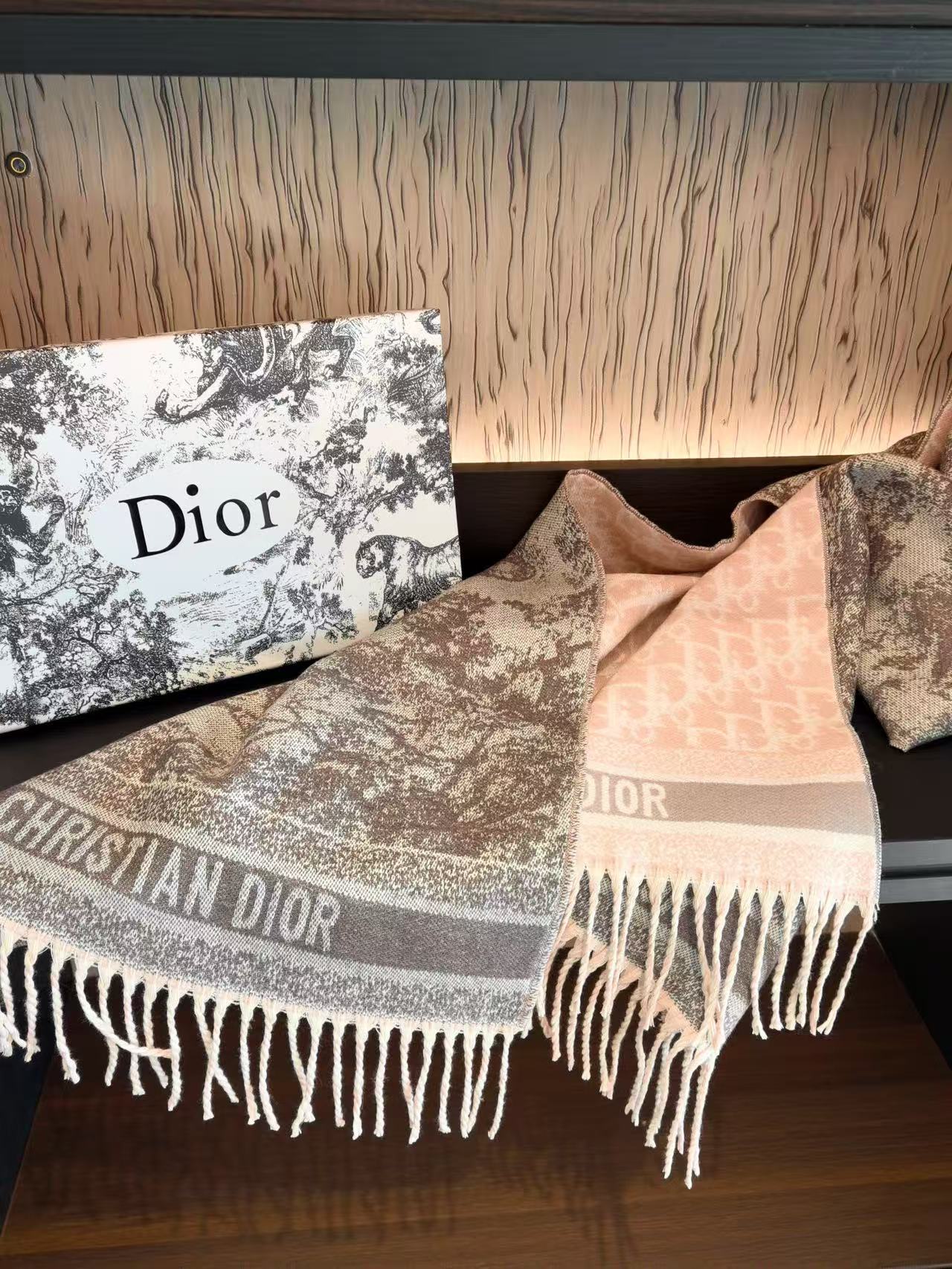 DIOR プリントタッセルカシミアスカーフ【50％割引+送料無料】