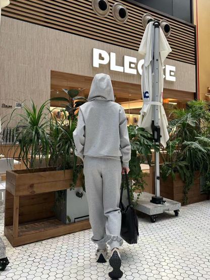 PR4DAトライアングルロゴ フード付きジャケット + パンツ ツーピースセット【50％割引+送料無料】