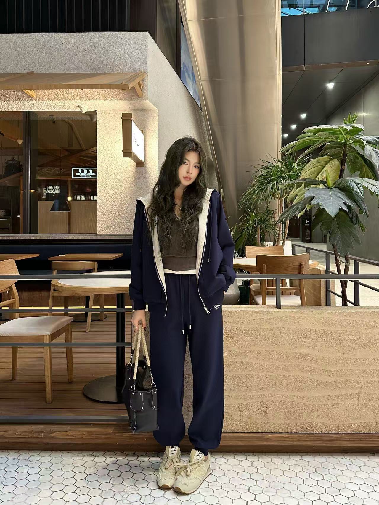 PR4DAトライアングルロゴ フード付きジャケット + パンツ ツーピースセット【50％割引+送料無料】