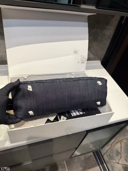 CHANE1 ダブルCチェーンデニムショッピングバッグ【50％割引+送料無料】