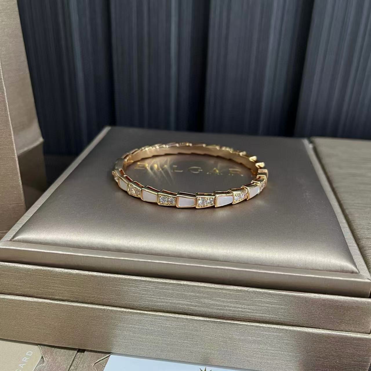 BVLGAR1 ダイヤモンドセット スネークブレスレット【50％割引+送料無料】