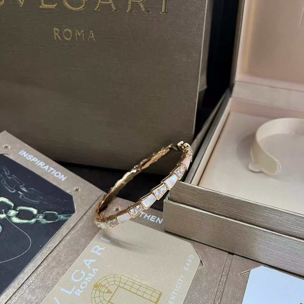 BVLGAR1 ダイヤモンドセット スネークブレスレット【50％割引+送料無料】