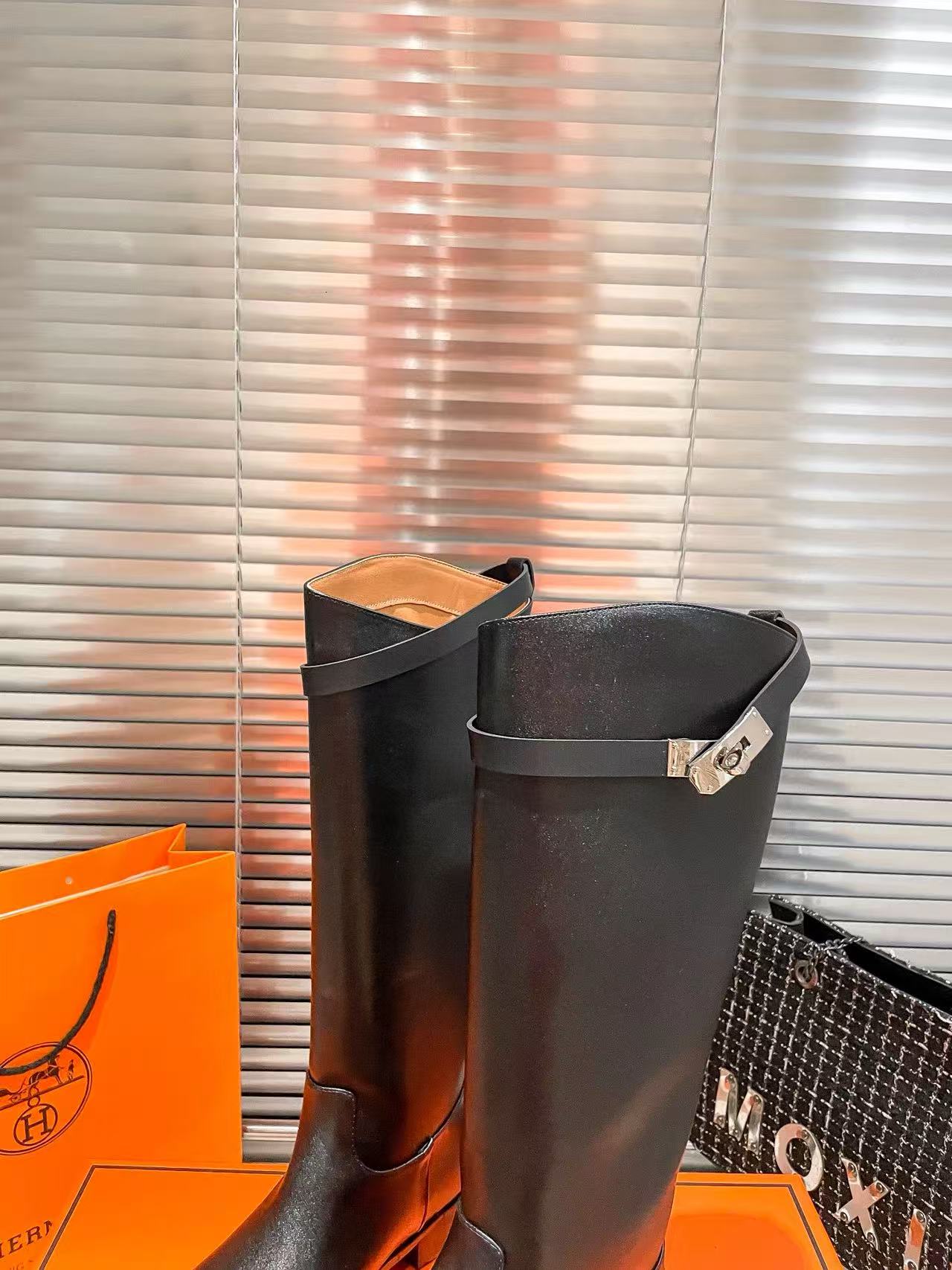 HERME5 ミニマリストニーハイブーツ【50％割引+送料無料】