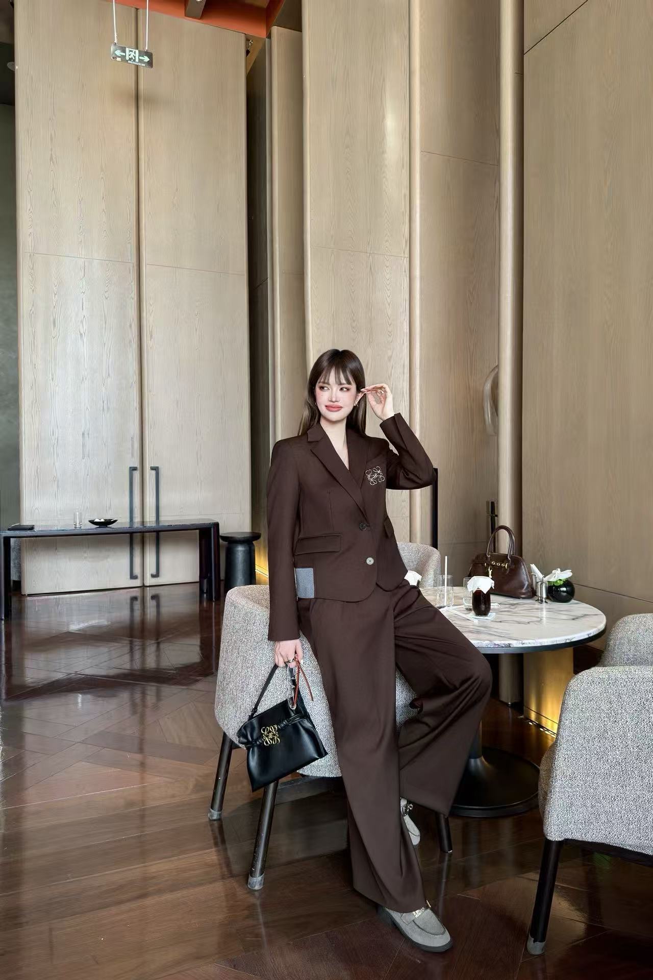 L0WEW 刺繍ロゴジャケット+パンツ ツーピースセット【50％割引+送料無料】