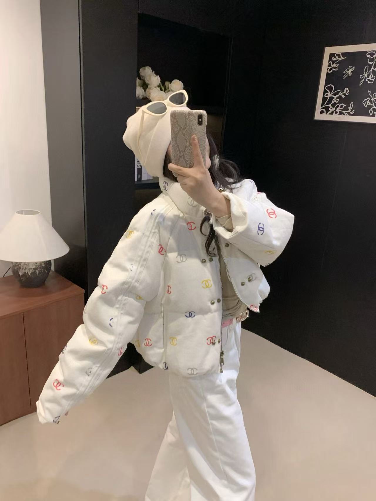 CHANE1 ダブルC カラフルダウンジャケット【50％割引+送料無料】