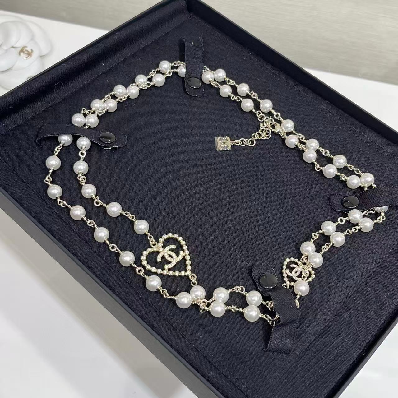 CHANE1 ダブルC パールハート セーターネックレス【50％割引+送料無料】