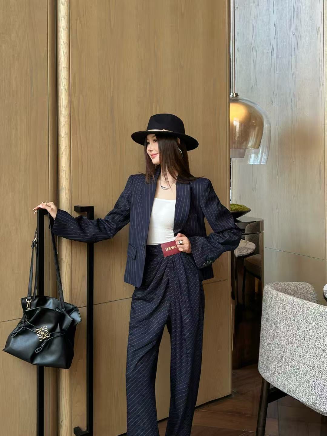 L0WEW ストライプブレザーとパンツのツーピースセット【50％割引+送料無料】
