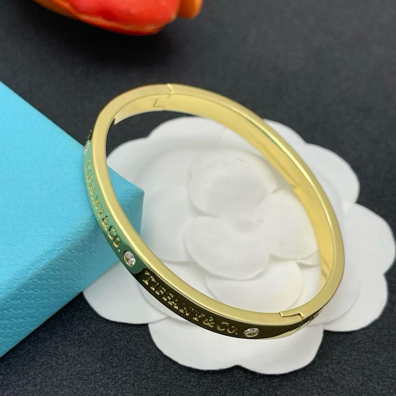 T1ffanyダイヤモンドブレスレット【50％割引+送料無料】